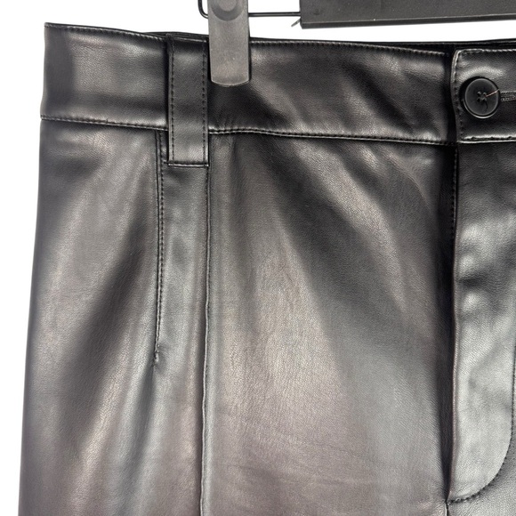 Zara High Rise Faux Leather Pants Black Size XL Straight Leg Front leg Seam - Picture 3 of 9